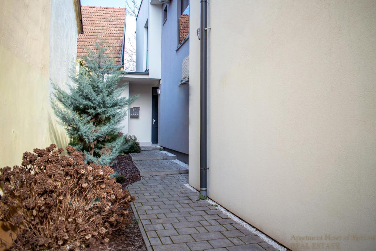 Apartment Heart Of Belovár Kültér fotó